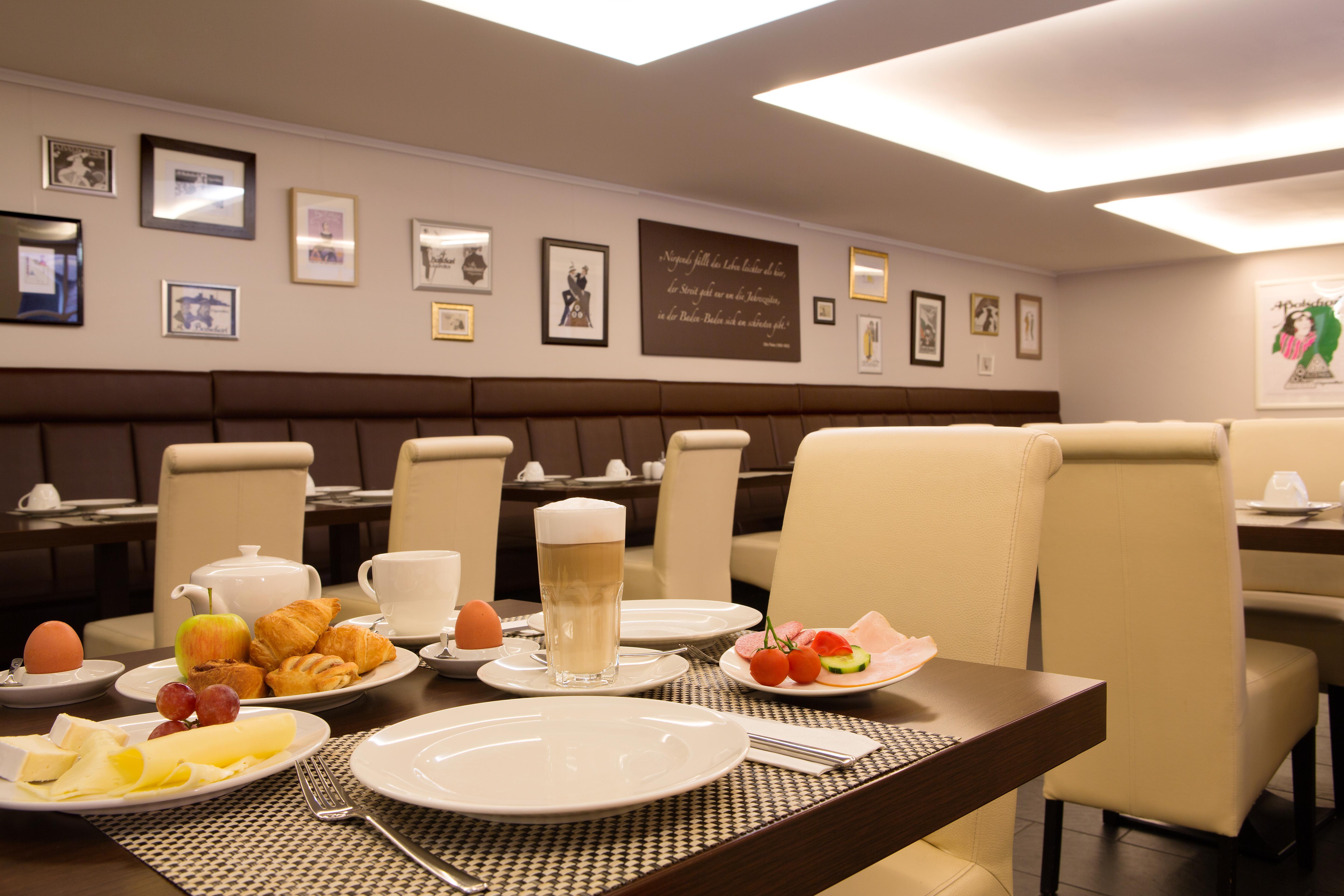 เวียนนา ทาวน์เฮาส์ บัทชารี บาเดิน-บาเดิน Hotel บาเดน-บาเดน ภายนอก รูปภาพ